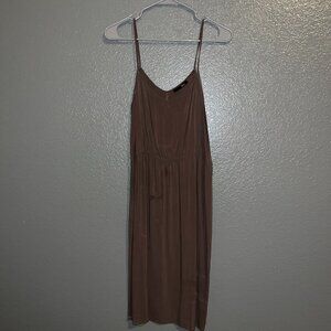Effortless Chic: Taupe Slip Dress (Medium)